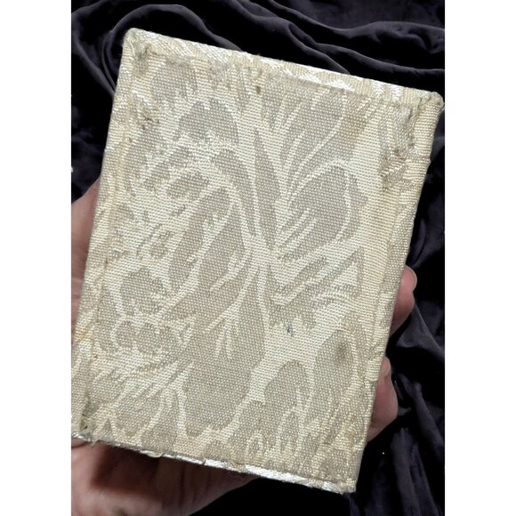 Glass Angel Worry Box - Picture 4 of 8